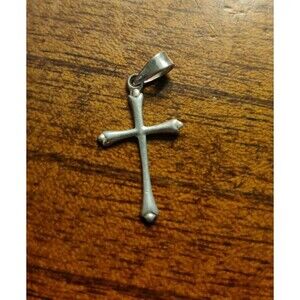 Vtg STERLING SILVER Signed 925 LA TRADEMARK CROSS Petite 1" 1g